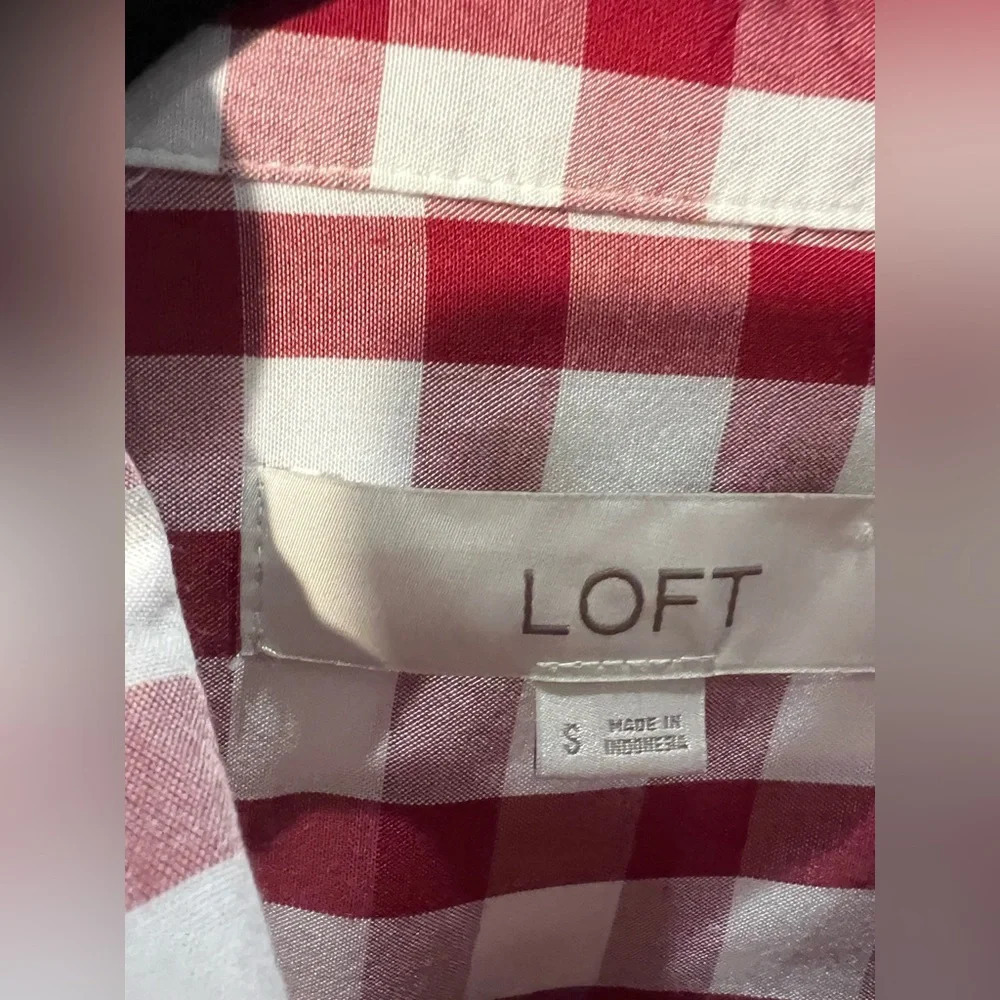 Loft Red Checkered Button Down Top Size Small Pre… - image 3
